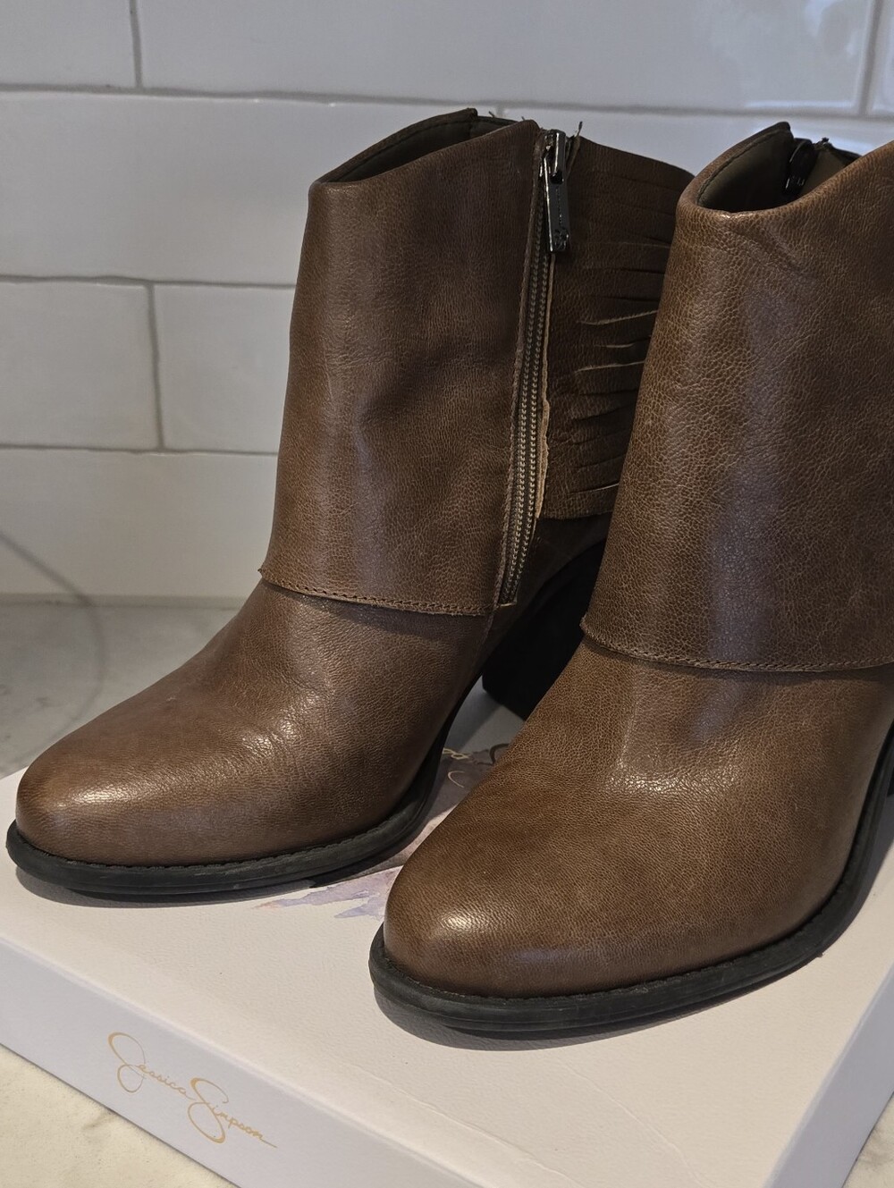 Jessica Simpson Cerrina Boot - Picture 2 of 13